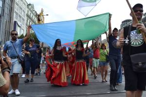 El 1er Encuentro LGBTIQ Romaní fue empoderador y motivador, además de ponernos a trabajar en red para seguir consiguiendo nuevos logros y lograr un estatus legal. Imagen: Gay Pride en Praga